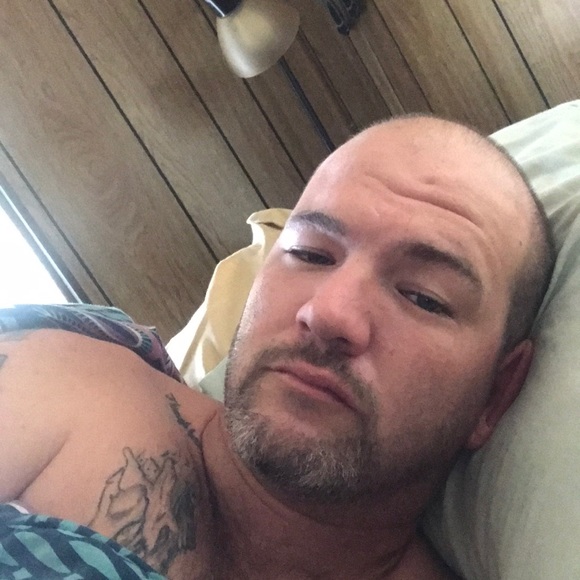 Meet your Posher, Jeffrey - Picture 1 of 1